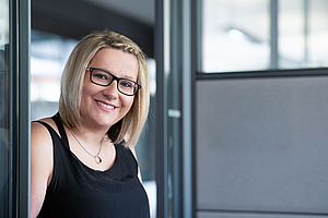 Rowitha Strassegger Kompetenzzentrum Kundendienst Roswitha Strassegger ist bei Gaulhofer für den Kundendienst zuständig.