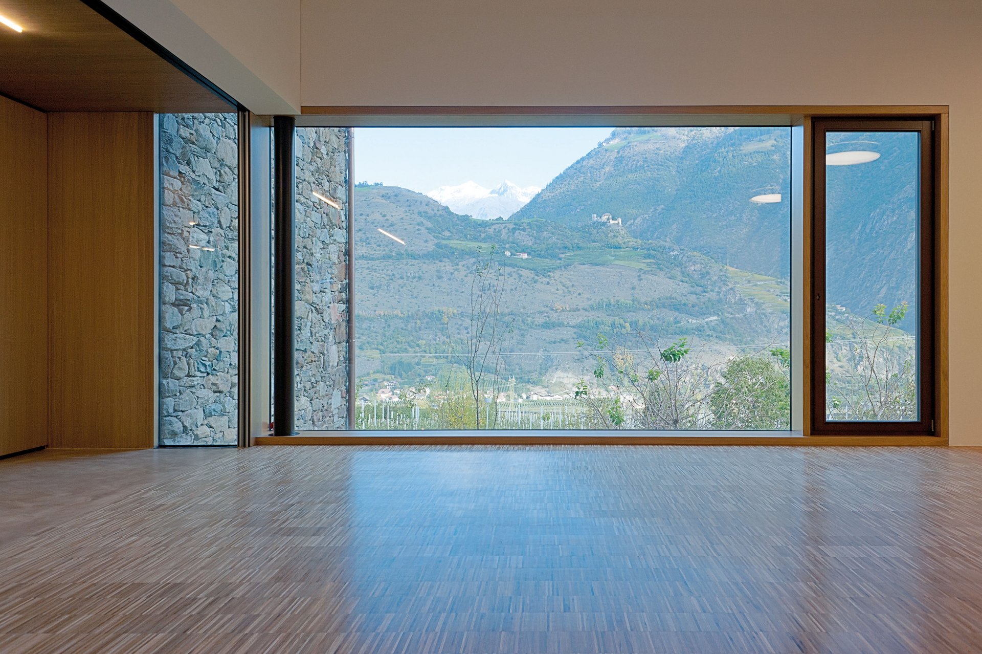Gaulhofer Holz Aluminium Fenster bieten Stbilität, Energieeffizienz und Asthetik.
